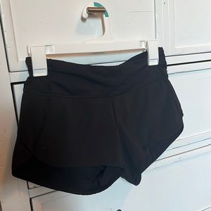 Lululemon black speed up shorts